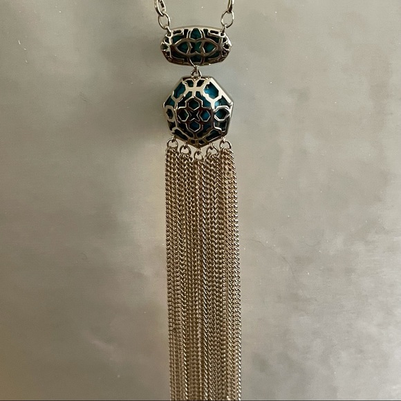 Kendra Scott Pendant Necklace Turquoise Magnesite - Picture 8 of 9